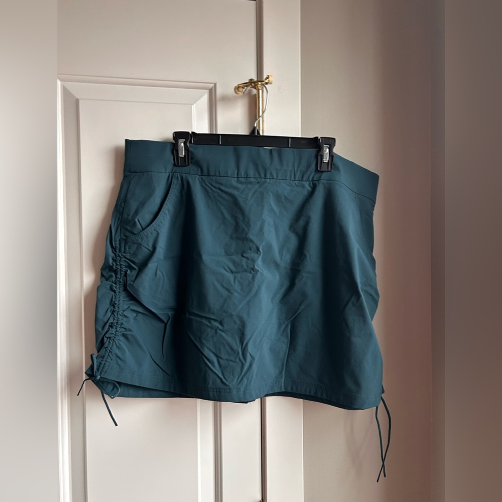 Teal Columbia Athletic Skort